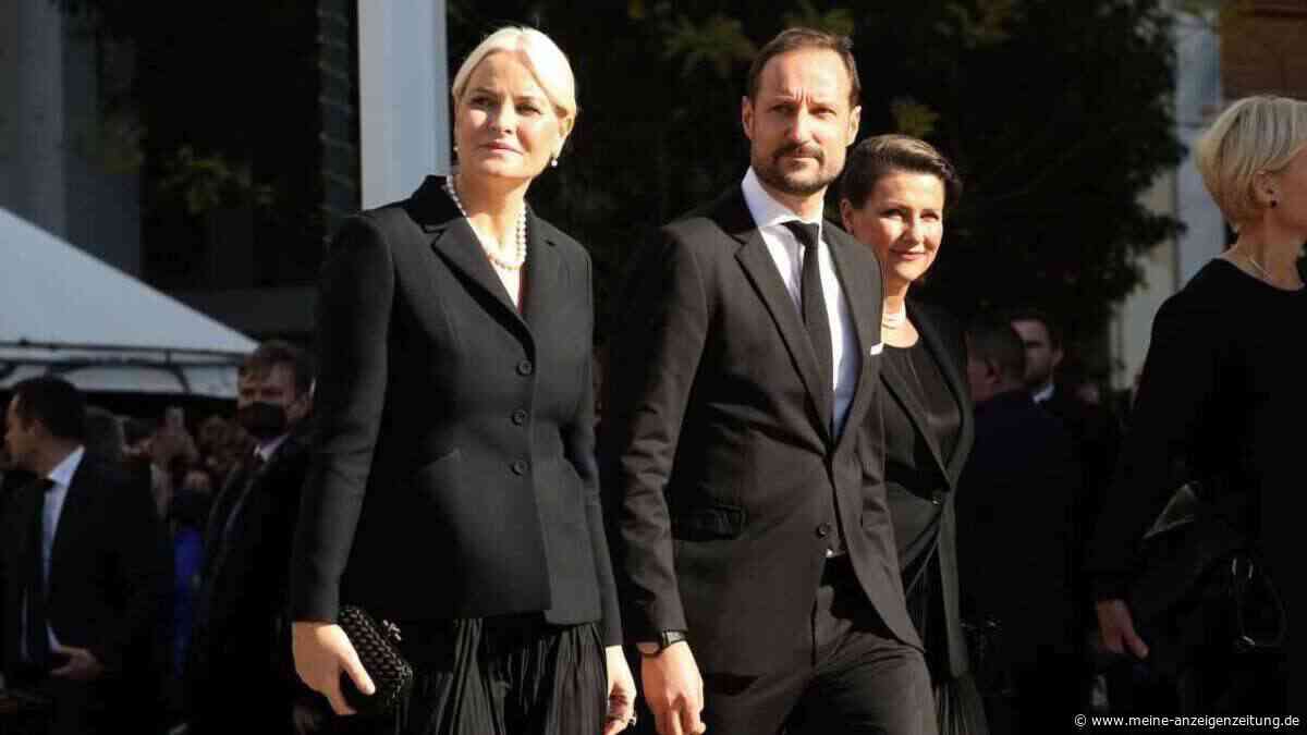 Gesundheitliche Komplikationen: Königin Mette-Marit fehlt bei Haakons Eid
