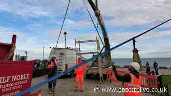 Whitby whale bone arch removed ahead of 'ethical' bronze replacement