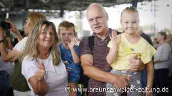 Sommerfest bei „Der Schmidt“: 31 tolle Fotos der Feier beim Wolfenbütteler Reiseanbieter