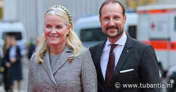Koningin Mette-Marit door complicaties na longtransplantatie afwezig bij eedaflegging van haar man Haakon