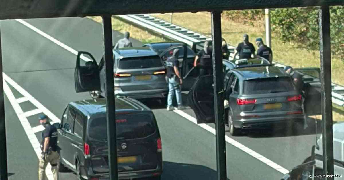 LIVE schietpartij Overasselt | Dodelijke schietpartij gelinkt aan Bolle Jos, nieuwe aanhoudingen op A73 en A76 richting België