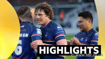 Wakefield beat York to confirm play-off place