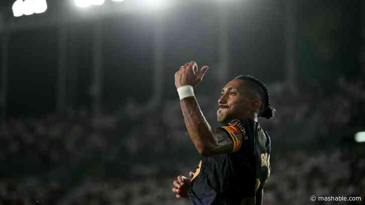 How to watch Barcelona vs. Rayo Vallecano online for free
