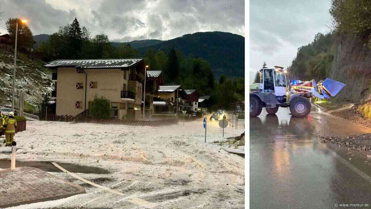 Am letzten Sommertag: Hagelsturm verwandelt beliebten Urlaubsort in eine Winterlandschaft – Muren verschütten Straßen