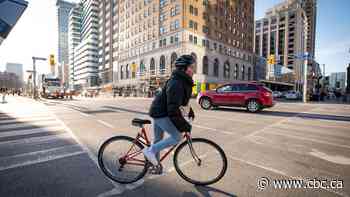 Ford government to begin ripping out, reconfiguring Toronto bike lanes following court of appeal ruling