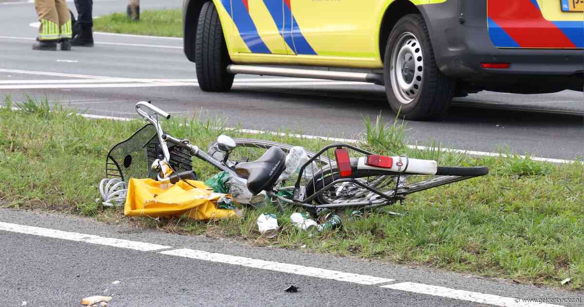 19-jarige fietser overleden na aanrijding op Maas en Waalweg, politie vermoedt dat hij door rood reed