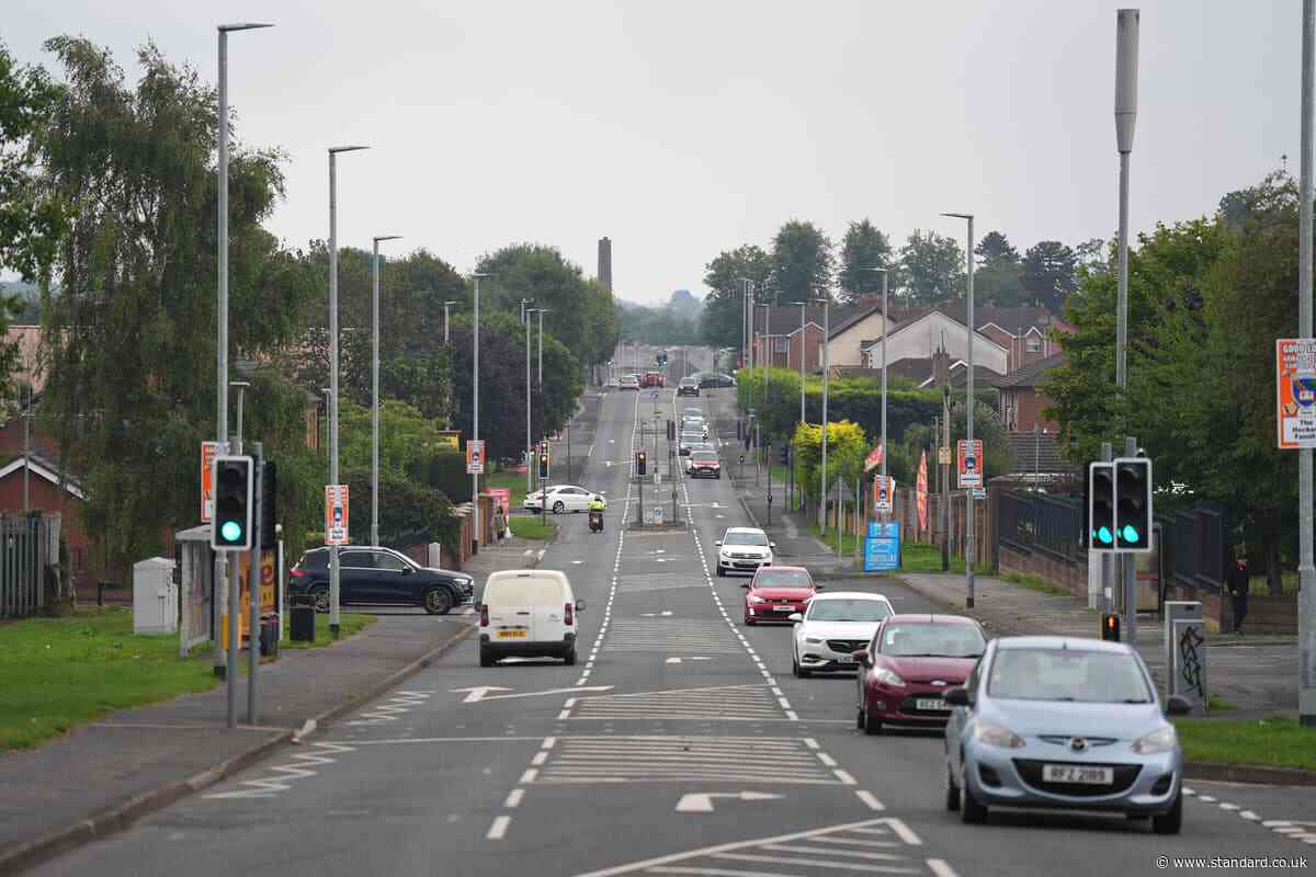 NI Secretary orders judge-led review of Parades Commission decision making