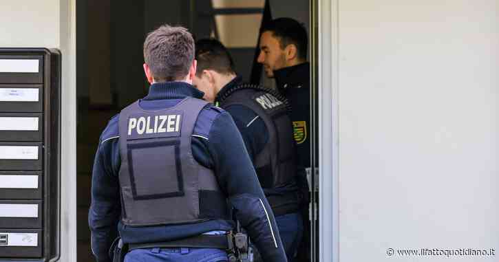 Germania, razzi carichi di esplosivo ritrovati vicino alla centrale di Jaenschwalde: “Danneggiata una linea elettrica”