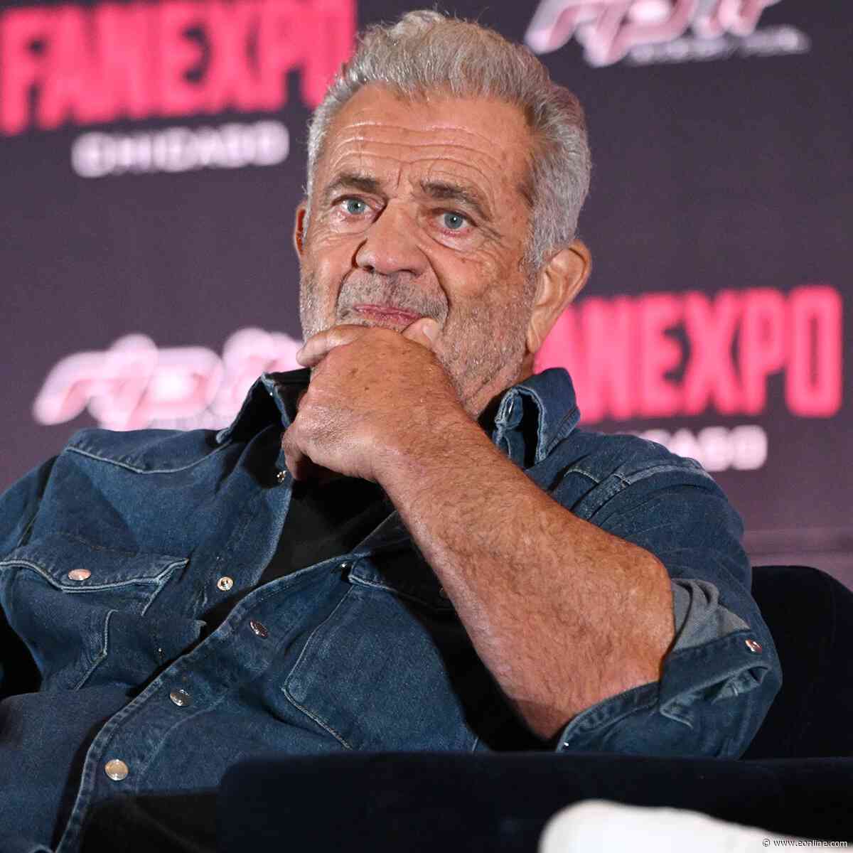 Mel Gibson Apologizes After Appearing to Mock ASL Interpreter