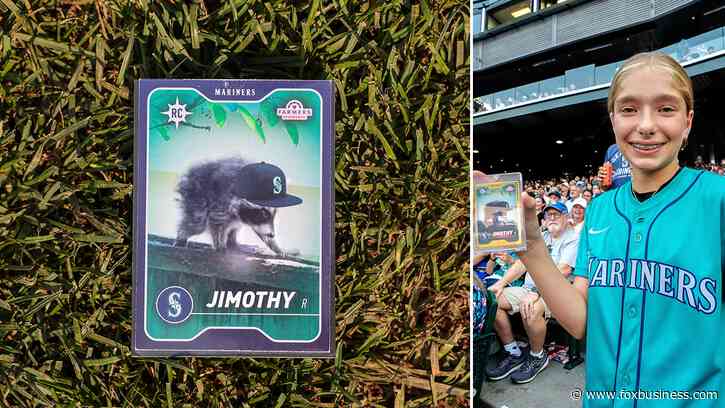 Teen flips ultra-rare 1-of-1 gold Jimothy rookie card for major payday on eBay