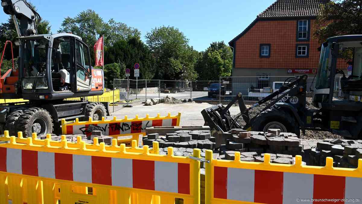 Parkplatz in Wolfsburg kräftig aufgebuddelt – Darum wurde die Parkfläche gesperrt