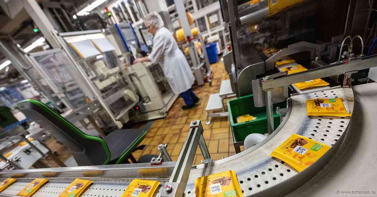 Ritter Sport: Darum überklebt das Unternehmen seine Verpackungen mit Stickern
