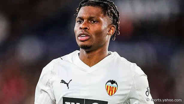 Burnley sign Leeds forward Ramazani