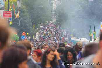 Notting Hill Carnival Chaos: Over 600 Arrested, One Man Dead After Fleeing Police Into a Canal