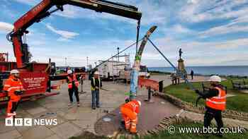 Whale Bone Arch removed ahead of replacement
