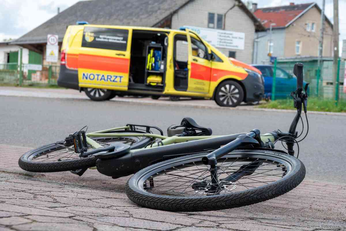 Altmittweida: Fußgänger bei Unfall mit E-Bike schwer verletzt
