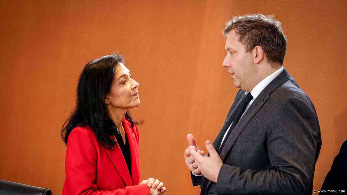 Wegen „heimlicher Steuererhöhung“: Reiche stellt sich plötzlich gegen Merz und Klingbeil