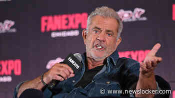 Mel Gibson (70) door het stof na belachelijk maken gebarentolk: ’Het was tactloze domheid’
