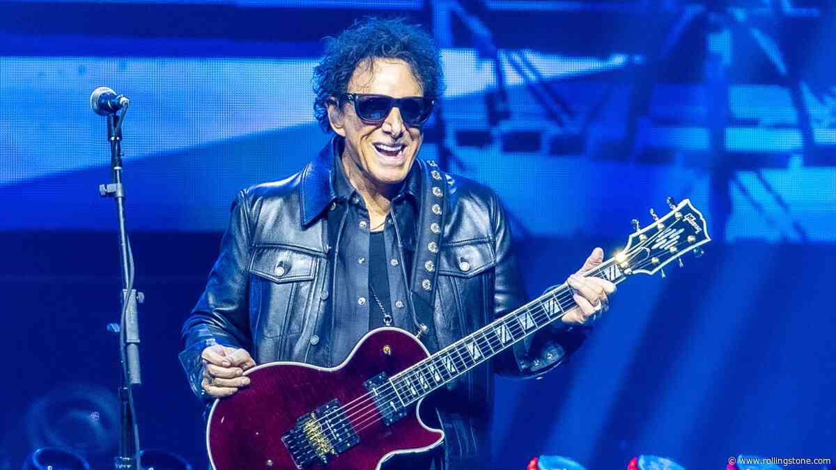 Journey Brought Out Hugo Valenti For a Second Time – And This Time He Nailed It