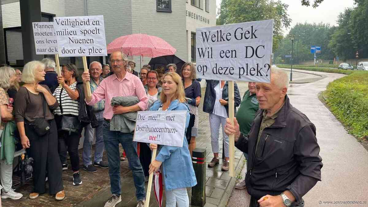Patstelling over groot distributiecentrum Nuenen: 'Zitten in de rats'