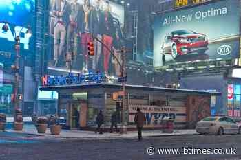 Bank of America VP Stabbed to Death in Times Square as Attacker Tells Cops 'I Will Kill You' Before Being Shot