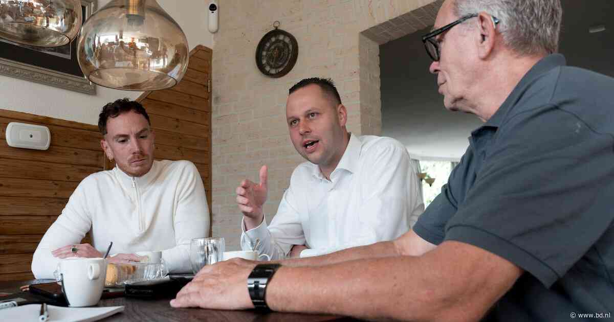 Geen spandoeken, maar stapels Woo-verzoeken: zo probeert deze stichting de jonge vluchtelingen uit Engelen te houden