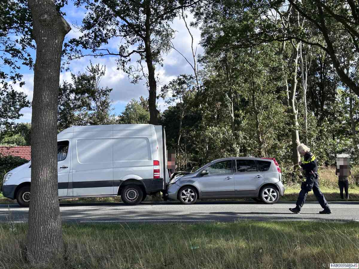 Aanrijding met drie voertuigen op de N367 bij Oude Pekela