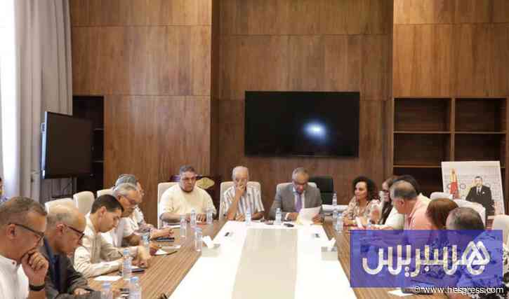 جبهة القوى ترتب لإطلاق مركزية نقابية