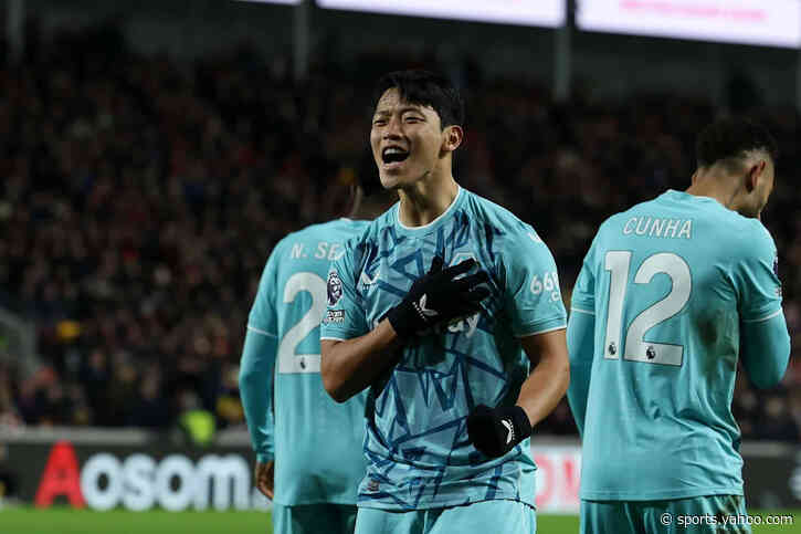Report: Leeds United offered the chance to sign former Premier League forward
