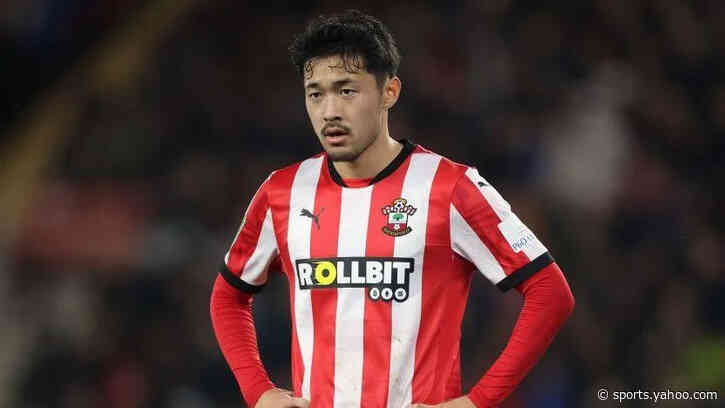 Sugawara joins Cagliari on season-long loan