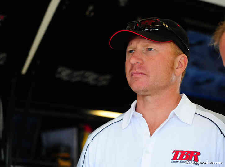 “He Needs to Go Retire”- Former NASCAR Team Owner Lashes Out at Short Track Veteran After Baffling Crash