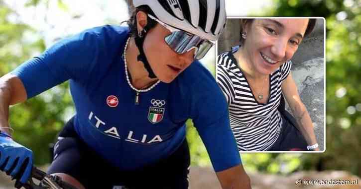‘Ik was een uur lang dood, nu zit ik in een rolstoel’: mountainbikester uit Italië doet tragisch verhaal na zware val