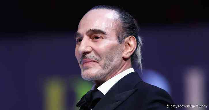 John Galliano, del escándalo en París al veto del Met una década después