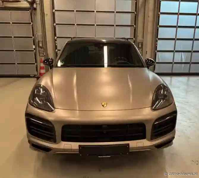 Porsche Cayenne GTS zonder registratie en verzekering in beslag op A67