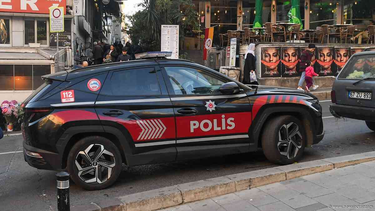 Ruzie loop volledig uit de hand: Nederlander rijdt twee medewerkers aan bij restaurant in Turkije
