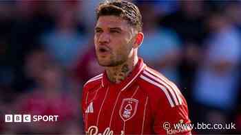 West Ham sign Forest defender Morata on loan