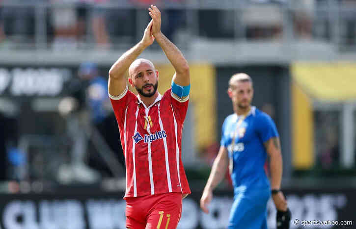 Former Watford and Hull City midfielder joins Utrecht on one year deal at aged 39