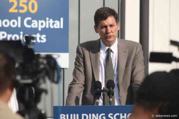 B.C. NDP preparing for fall session, doesn’t rule out snap election: Eby