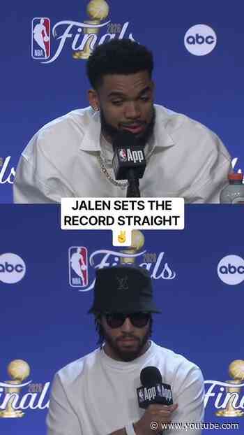 Jalen Brunson had to set the record straight on how many titles he won at Villanova 😂