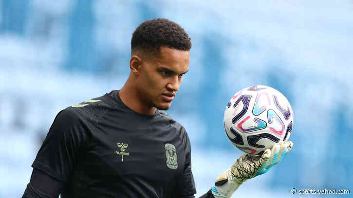 Orient sign keeper Dovin from Coventry City