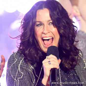 Alanis Morissette sues ex-tour manager for fraud and extortion
