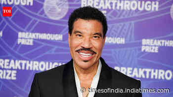 Lionel Richie still in ICU over 'cardiac issues'