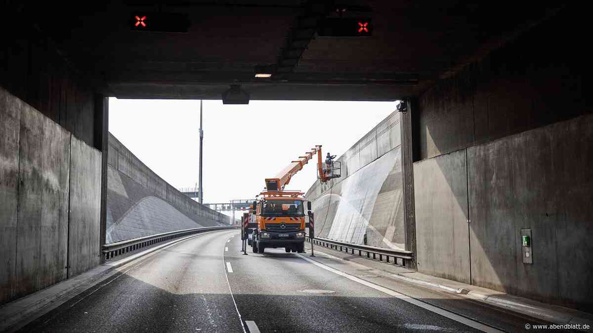 A7: Exklusiver Spaziergang durch den Elbtunnel – so können Sie dabei sein