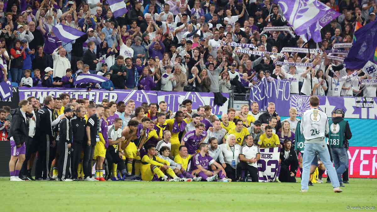 Gemeinsame Ehrenrunde: BVB fertigt Underdog im Pokal ab - und alle feiern sich