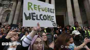 Refugee sanctuary plan is 'grandstanding', says MP