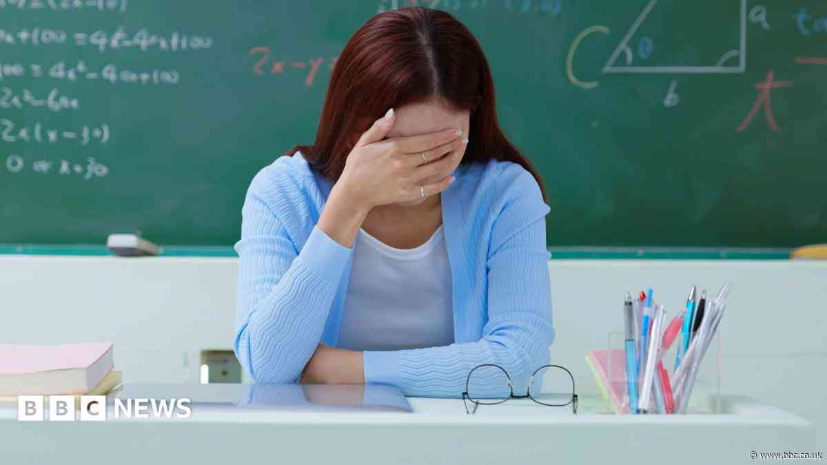 Teachers' unions vote in favour of strike action over workload