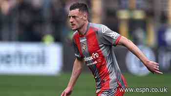 Transfer rumors, news: Wrexham keen on free-agent Vardy
