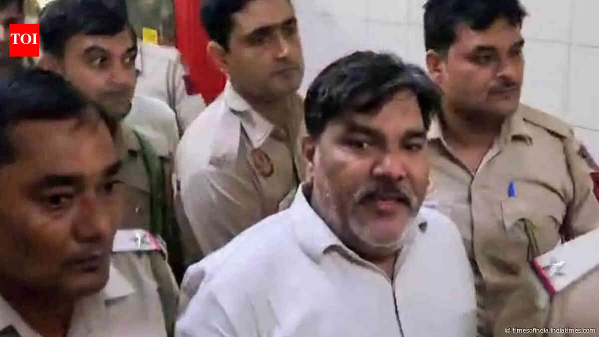 Delhi High Court seeks police response after Tahir Hussain challenges conviction; hearing on Dec 2
