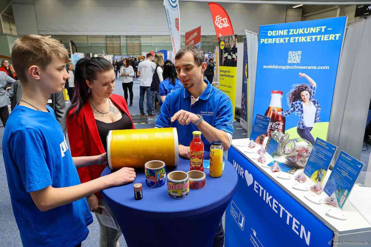 Crimmitschau: Berufsorientierungsmesse wird zur Plattform für Eishockeysponsoren