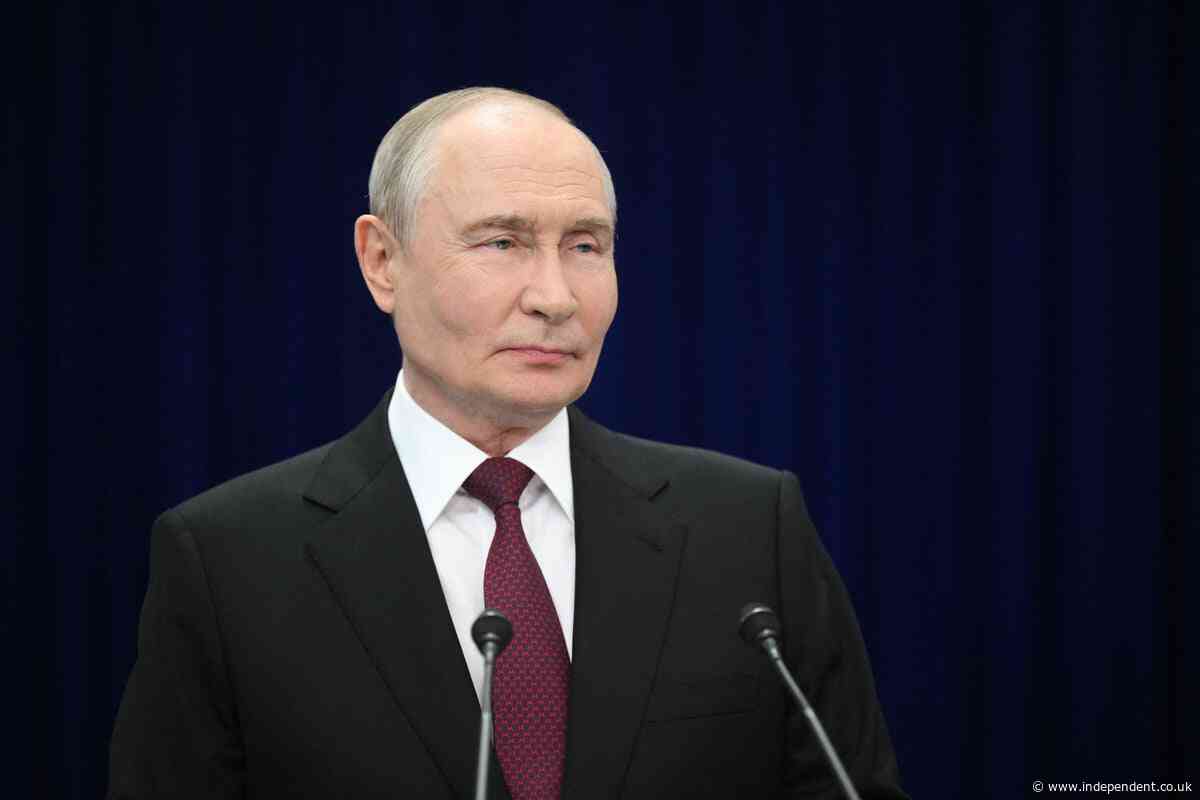 Putin issues new threat over Russian attacks on UK sites